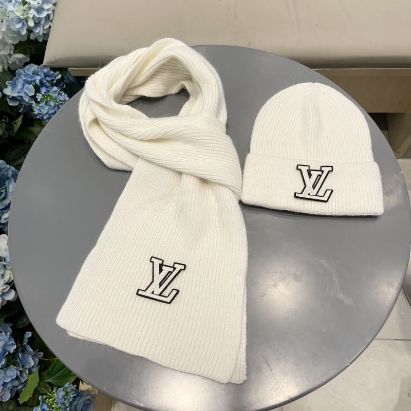 Louis Vuitton Caps Scarfs